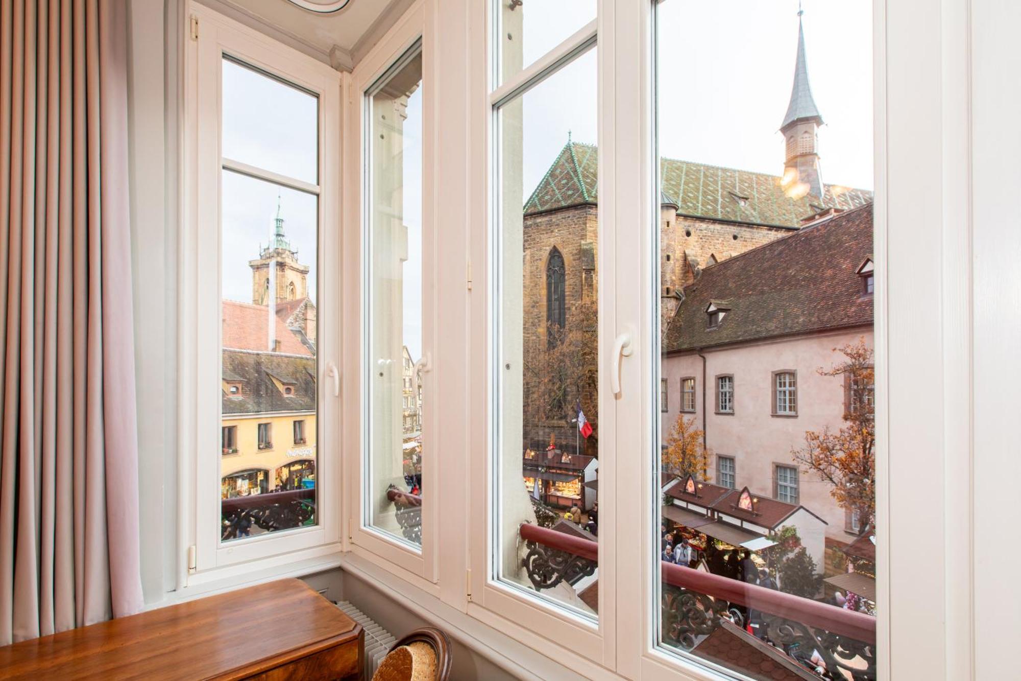 Place Des Dominicains Кольмар Екстер'єр фото
